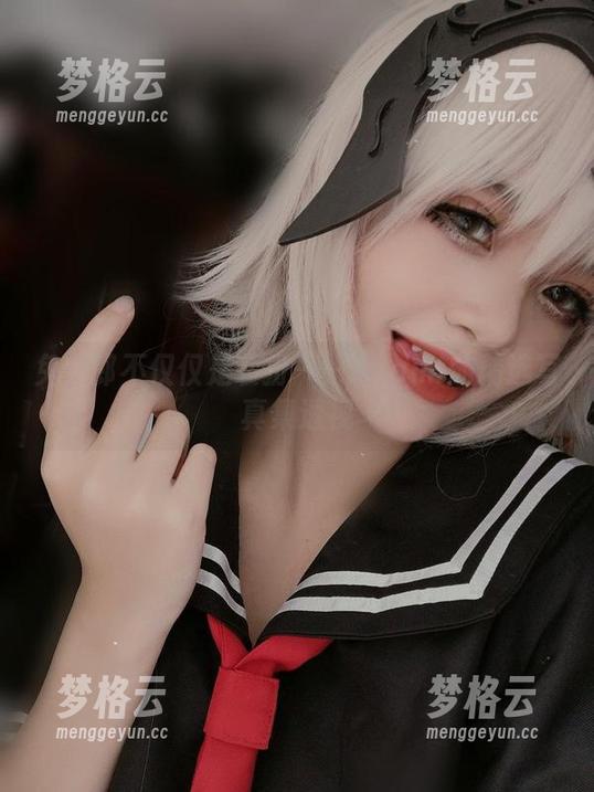 兔女郎不仅仅是装扮——Azami的精选写真集透视