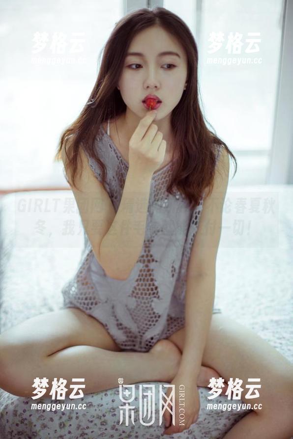 GIRLT果团网 - 精选周妍希：不论春夏秋冬，我只要这件毛衣就能应付一切！
