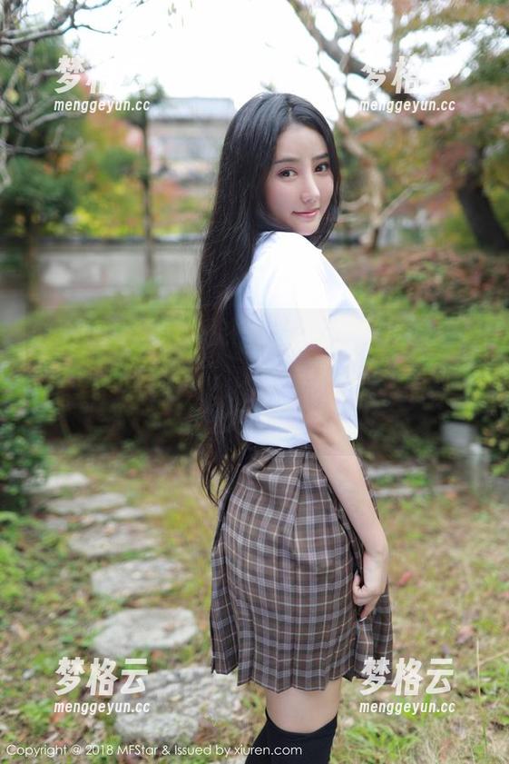 MFStar模范学院 - 妈呀，网盘里的“露露Andrea棉袜”，每一只都让我想到了什么呢，嗯…