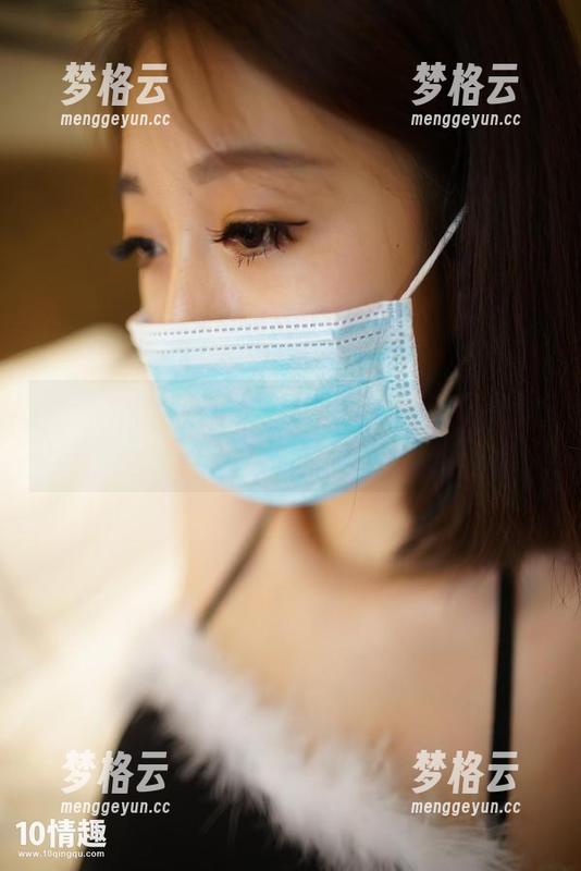 ROSI：长筒丝袜，原图中的每一寸身体都像在说话、肆意张扬