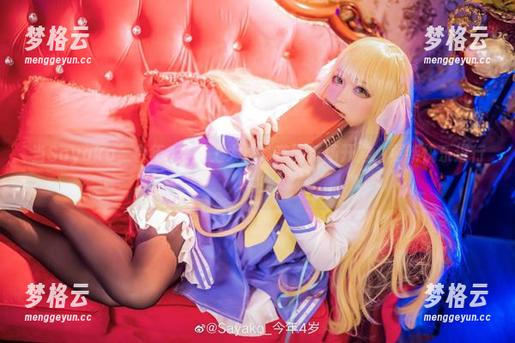 当Sayako＿今年4岁遇上大凤，美图秀场开启，更新快乐进行中！