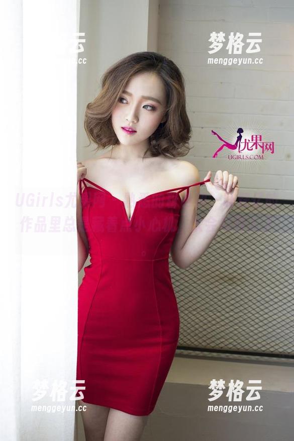 UGirls尤果网-叶籽亿 UGirls尤果网 - 熟悉的粉色调,叶籽亿的作品里总是藏着点小心机,太会勾引人了。