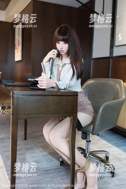 Xiuren秀人网 - Carol周妍希的黑白写真，美图中的无圣光就如同我家的灯泡，总不太亮。