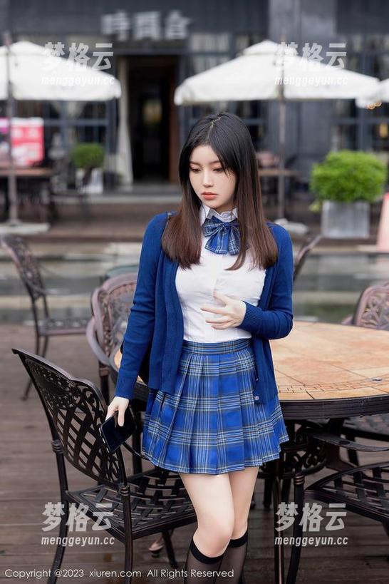 Xiuren秀人网 - 可乐Vicky的护士剧透：这图片不能再下载更多了！