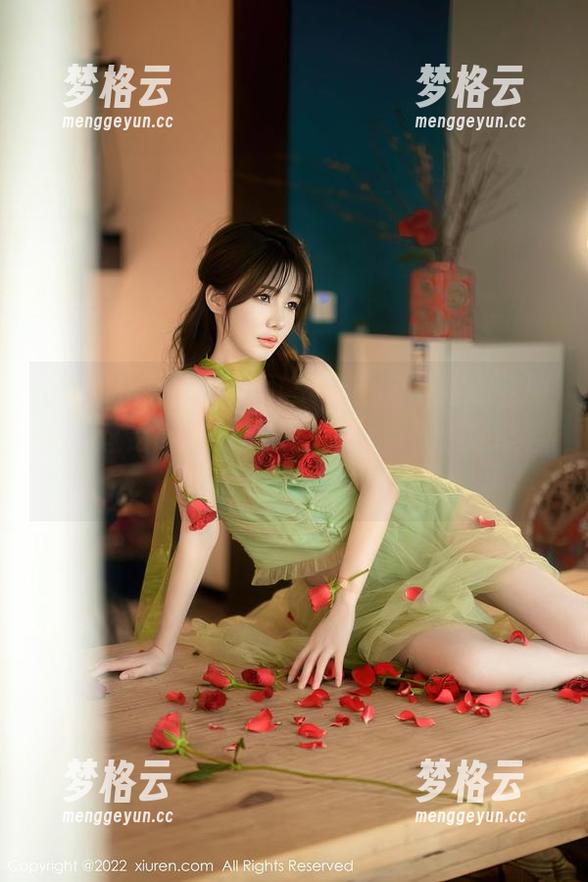 Xiuren秀人网 - 可乐Vicky的连衣裙图册，这是高清的前世今生，慎入，可能会上头！