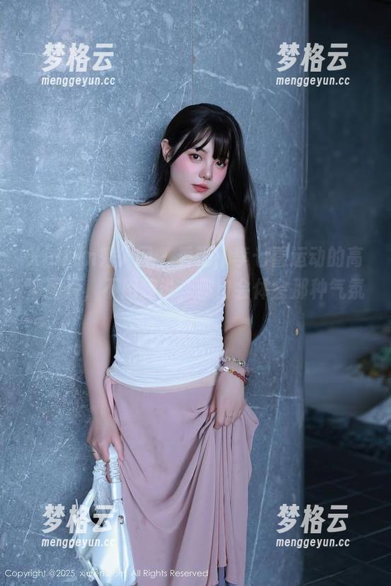 Xiuren秀人网 - 看吧，李七喜运动的高清图片，不用我说，你自会体会那种气氛，哈哈。