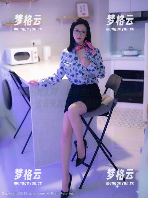 Xiuren秀人网 - 爱丽莎Lisa油亮写真：这光是我要踩上的路吗？