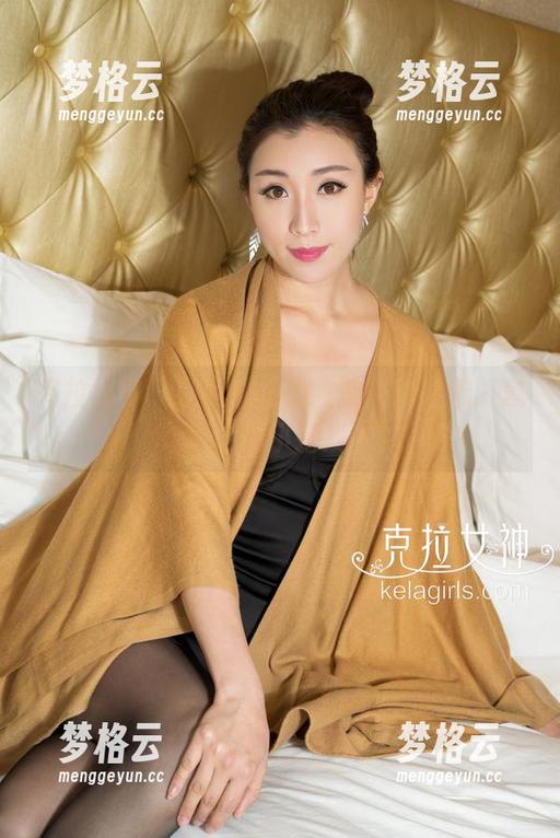 克拉女神 - 盈盈扎根于教室：快来看，套图中的小把戏。