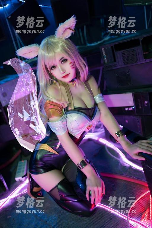 一边闲逛一边拍，小仓千代w户外作品集，别说我不提醒你下载！
