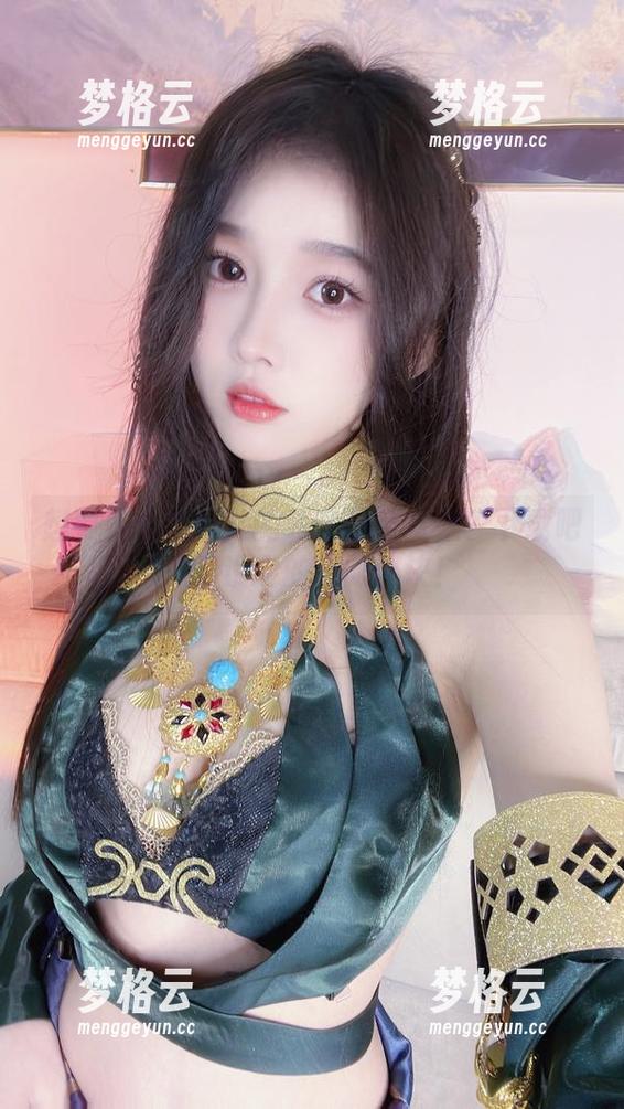 想要小小奶瓶儿的纯欲吊带全集？下载吧，传说中的养眼秘诀！