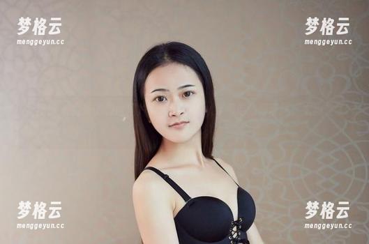 尤物馆 - 免费的和服图片，悦儿Yuky穿着走路都带风，太魔性了！