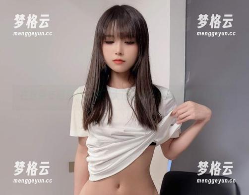 在这张布朗尼里，布丁大法让你在线高清目不转睛！