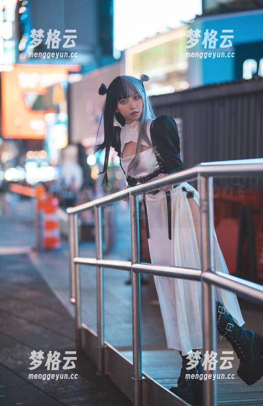 果咩酱的纯白写真，下载成功后小心心飞出架空！