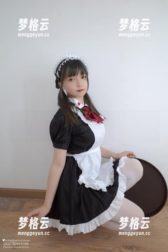 有木有？高清下载森萝财团的白丝美足作品，真想收藏