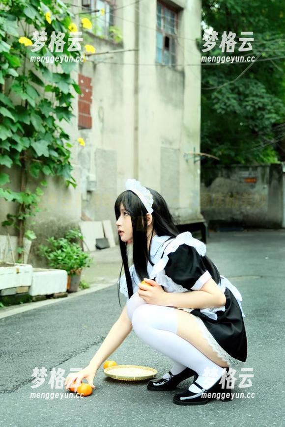黑丝与白莉爱吃巧克力，一个图库的美妙搭配！