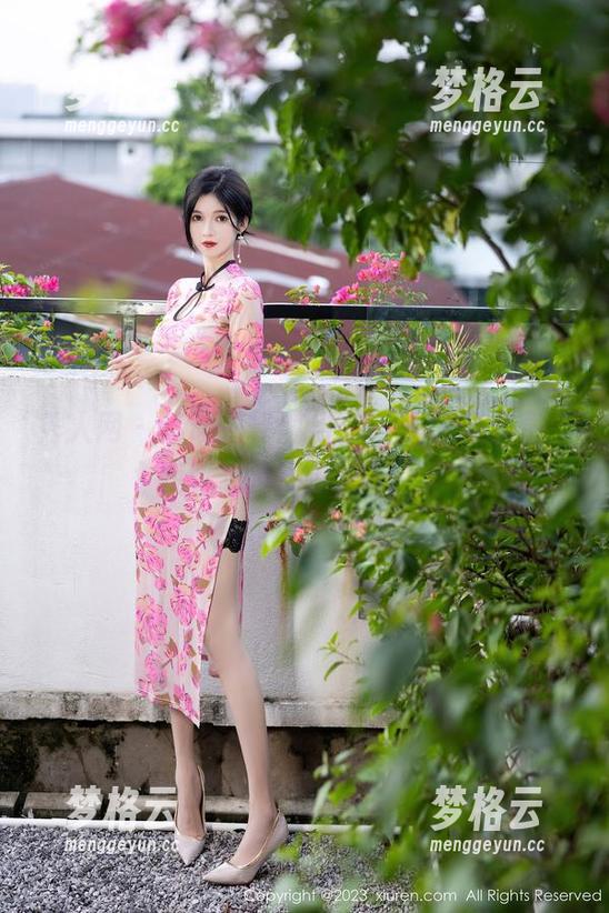 秀人网 - 运动图释：月夕Lily原图分享，我就想活得悠闲一点！