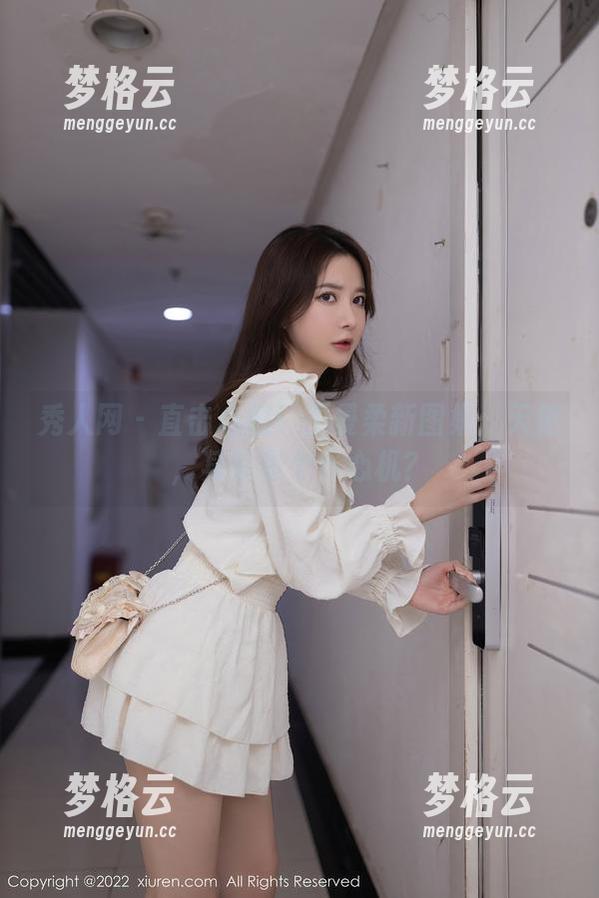 秀人网 - 直击心脏！王曼柔新图集：天使，其实是个小心机？