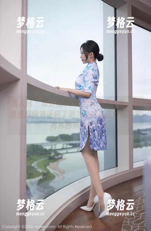 秀人网 - 顾乔楠Cora黑白气质合集：壁纸选择困难证犯了吧？来试试这些简约又高冷的选择吧！
