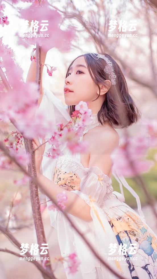 阿姆斯特朗说过的，小兔子不会跑——穆零Mu0的图集超越想象！
