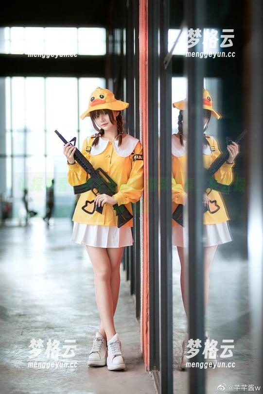 芊芊酱w 试探着看了芊芊酱w的猫耳写真,轻轻拨动心弦