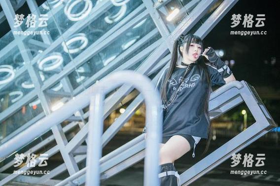 落落Raku的城市女孩合集—随意到让人怀疑的细腻
