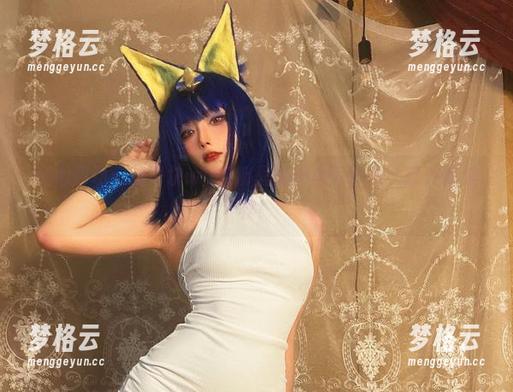 随心而动：起司块wii的裤里丝精选写真集，打开新视界！
