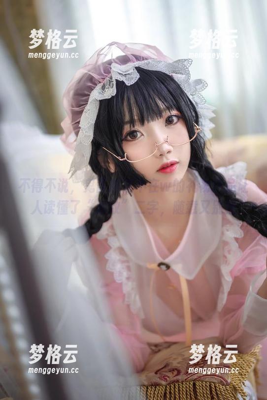 鬼畜瑶在不在w 不得不说,鬼畜瑶在不在w的礼物作品让人读懂了“别致”二字,随意又别扭
